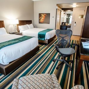 Signature Queen Room Two Queen Beds